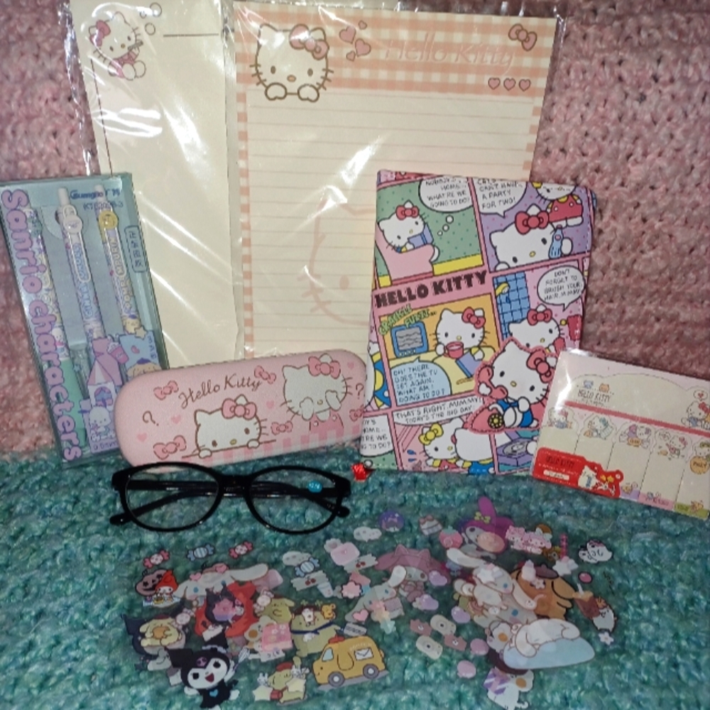 Hello Kitty Stationary Stash!